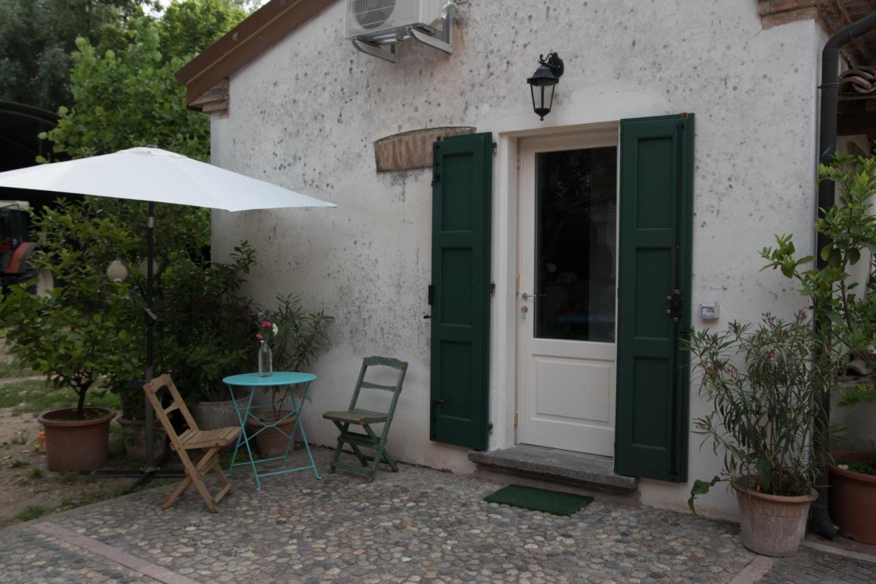 B&B Antica Cascina Boretto Eksteriør billede