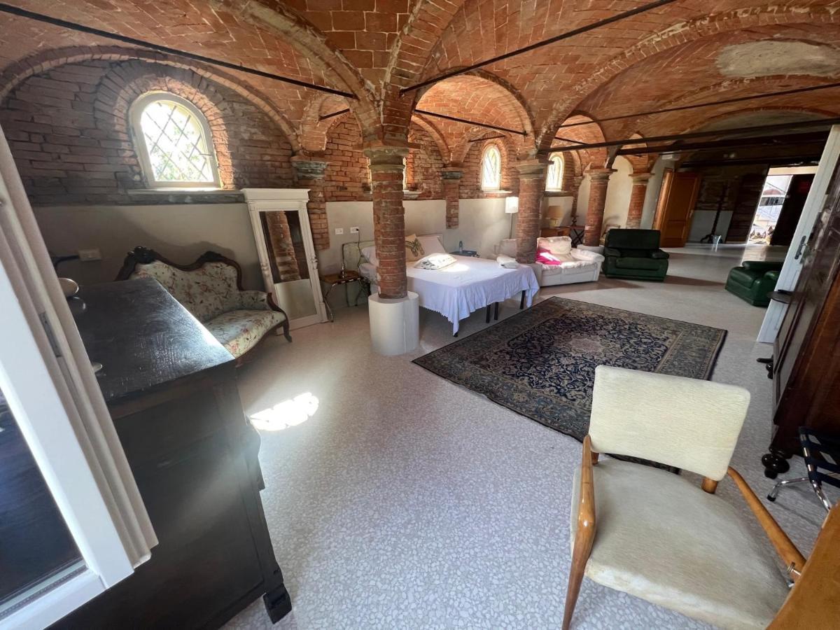 B&B Antica Cascina Boretto Eksteriør billede