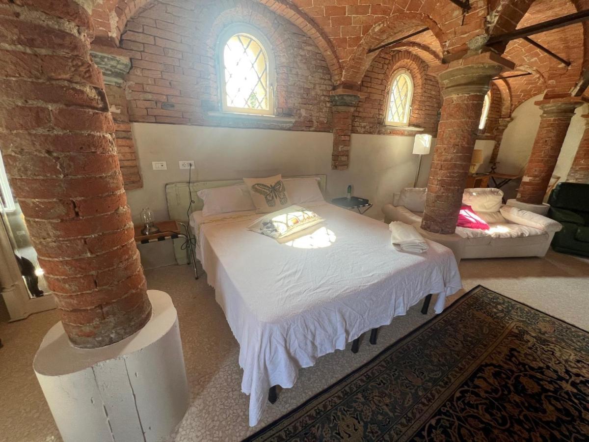 B&B Antica Cascina Boretto Eksteriør billede